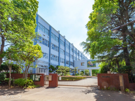 周辺環境 中学校 160m 江戸川区立松江第一中学校