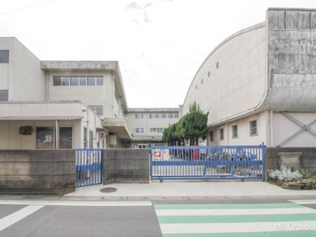 周辺環境 小学校 600m 松戸市立馬橋小学校